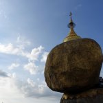 28_Myanmar-GoldenerFels