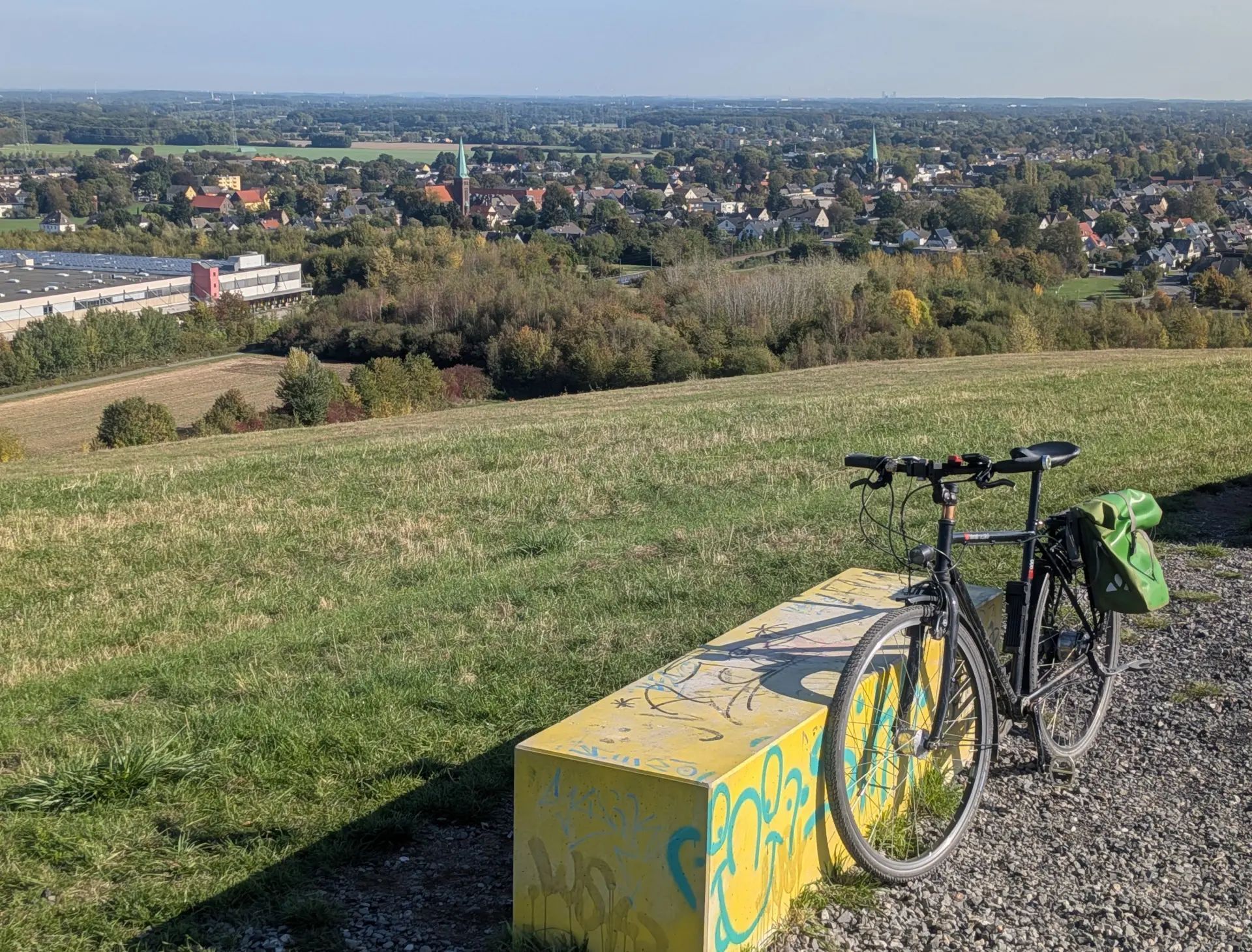 Mein Tourenrad auf der Halde Schleswig