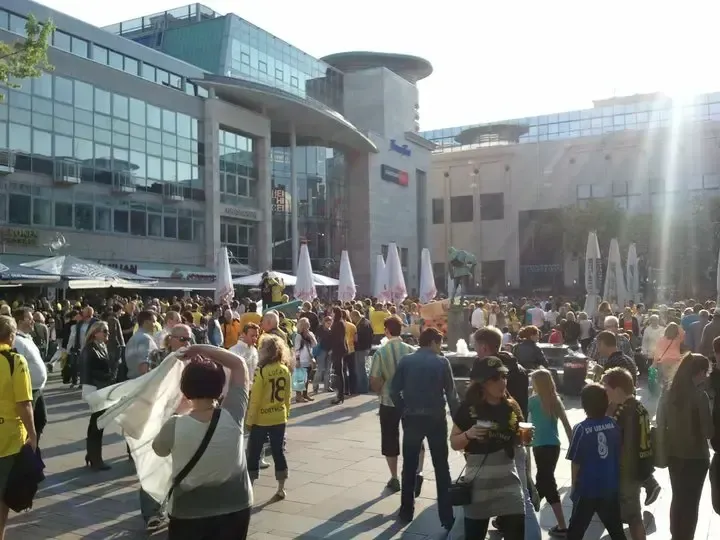 14-BVB-Borussia-Dortmund-Deutscher-Meister-2011