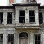 07_istanbul-house-ruins