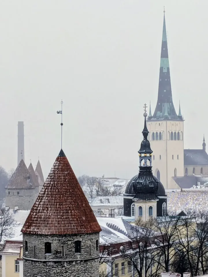15-tallinn-im-schnee