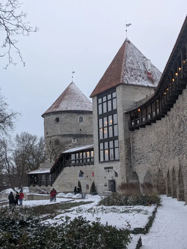17-tallinn-im-schnee