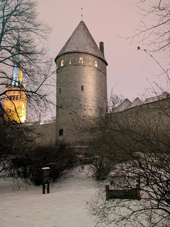 22-tallinn-im-schnee